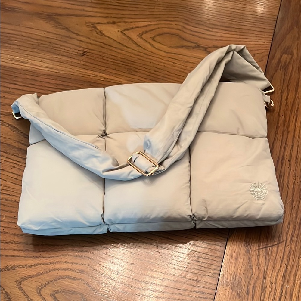 Light Green‎ Quilted Shoulder Bag